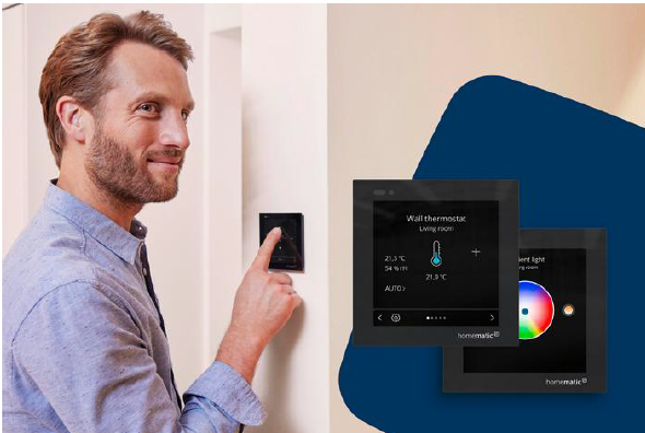 Les Écrans en verre Homematic IP pour la commande smart home centralisée désormais disponibles en versions sans fil